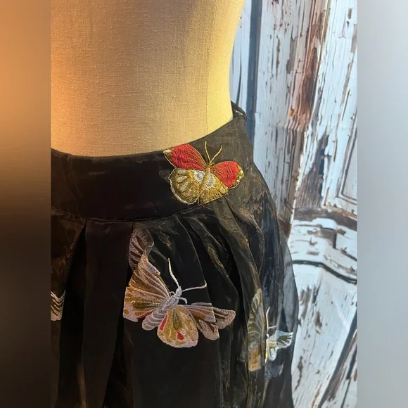 a'gaci Black Butterfly Midi Skirt - Picture 3 of 7
